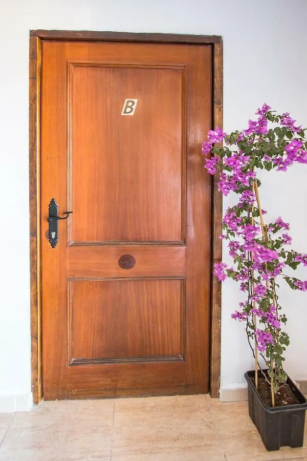 B Ensuite Appartment Con Zona De Patio Arrecife  Spanje